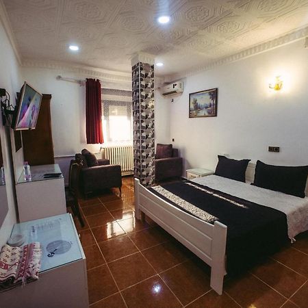 Hotel Residence El Mahdi バトナ エクステリア 写真