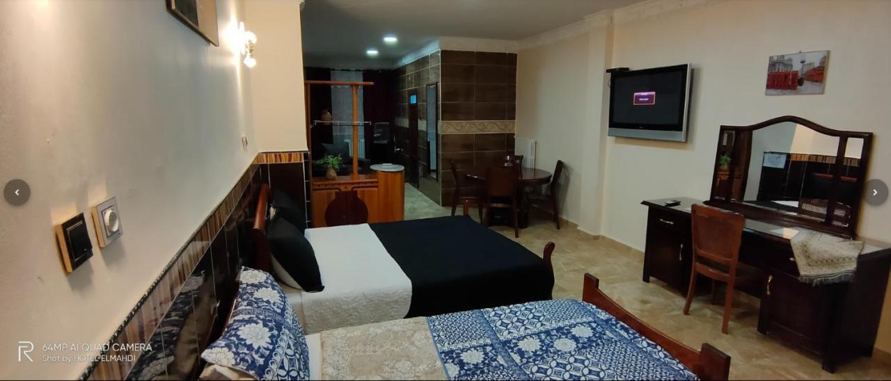 Hotel Residence El Mahdi バトナ エクステリア 写真