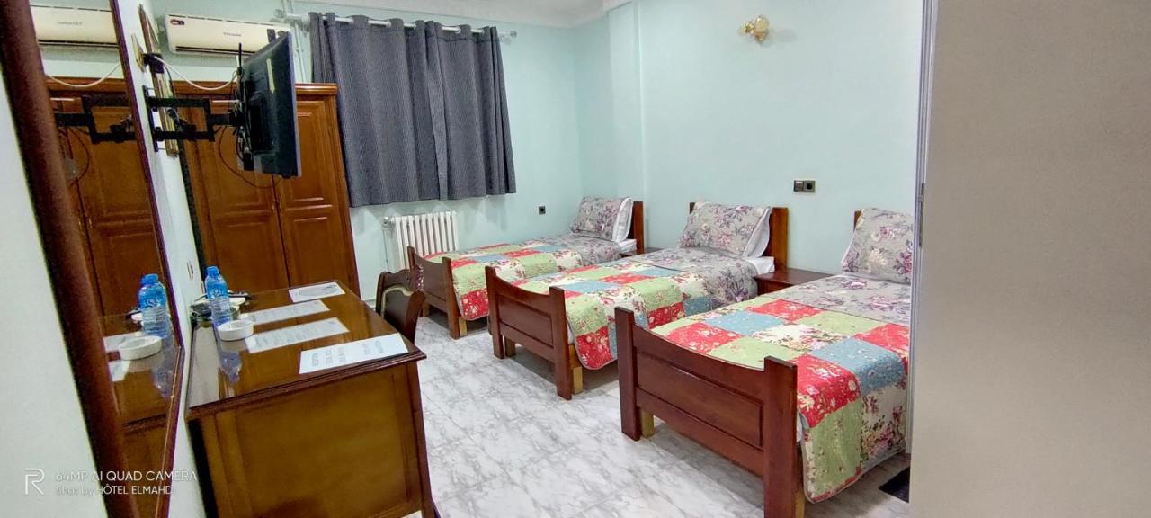Hotel Residence El Mahdi バトナ エクステリア 写真