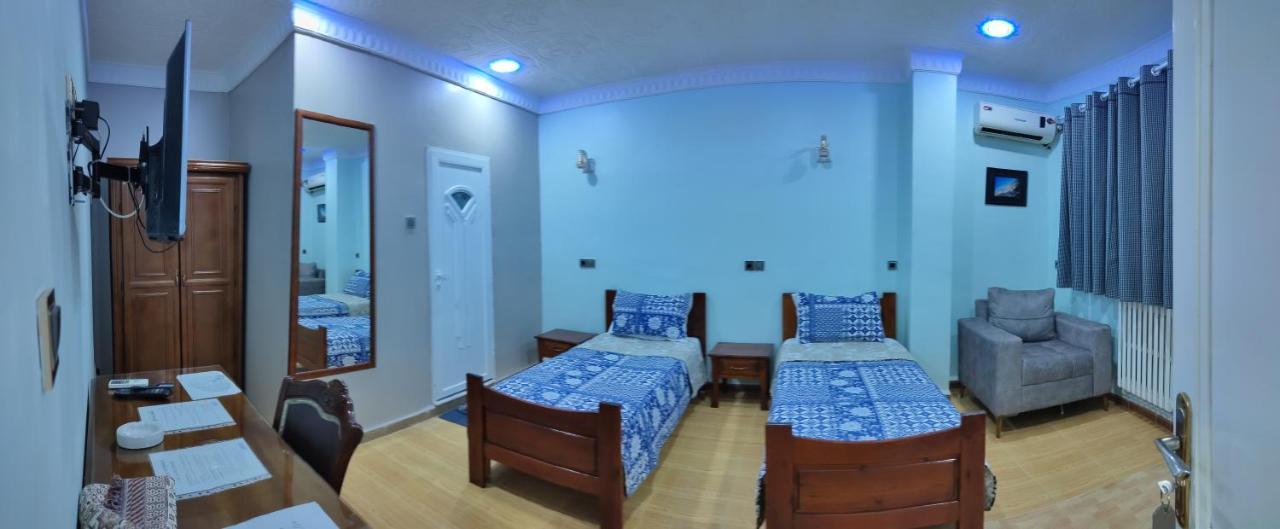 Hotel Residence El Mahdi バトナ エクステリア 写真