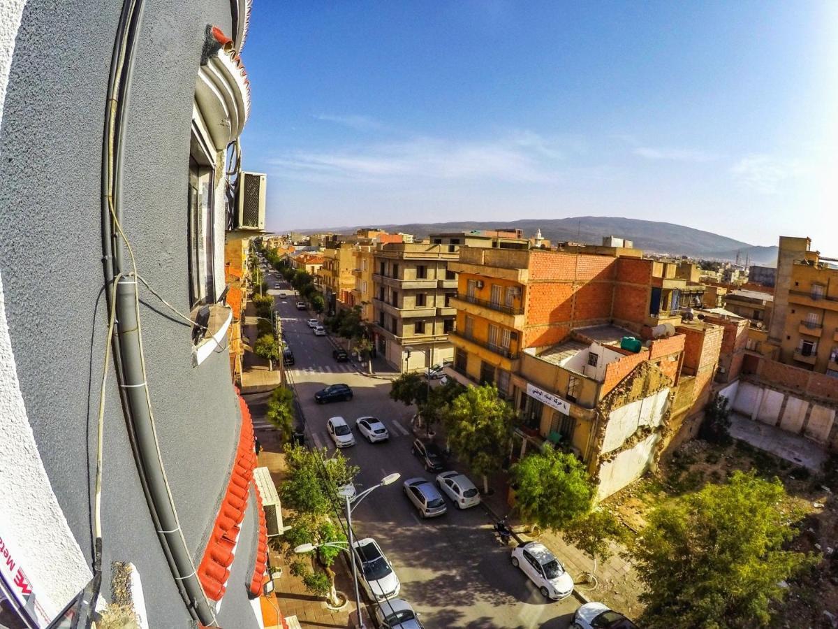 Hotel Residence El Mahdi バトナ エクステリア 写真